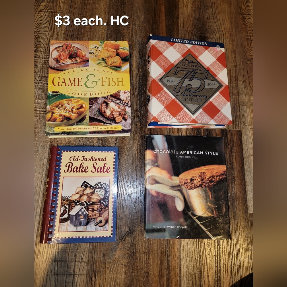 Assorted Books - Picture 9 of 10